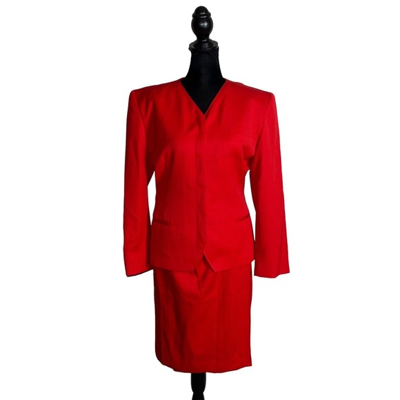 Vtg Giorgio Armani Women´s Red Wool 2 Piece Wrapped...